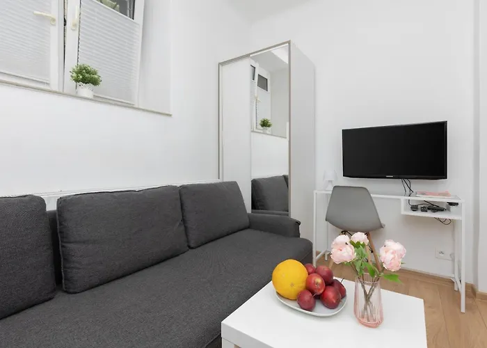 Micro Apartment near Fort Mokotów by Renters